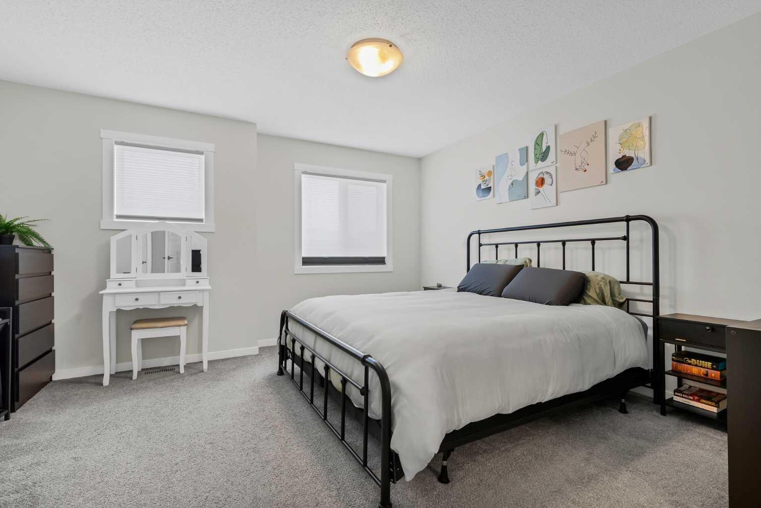 162 Chinook Gate Boulevard SW