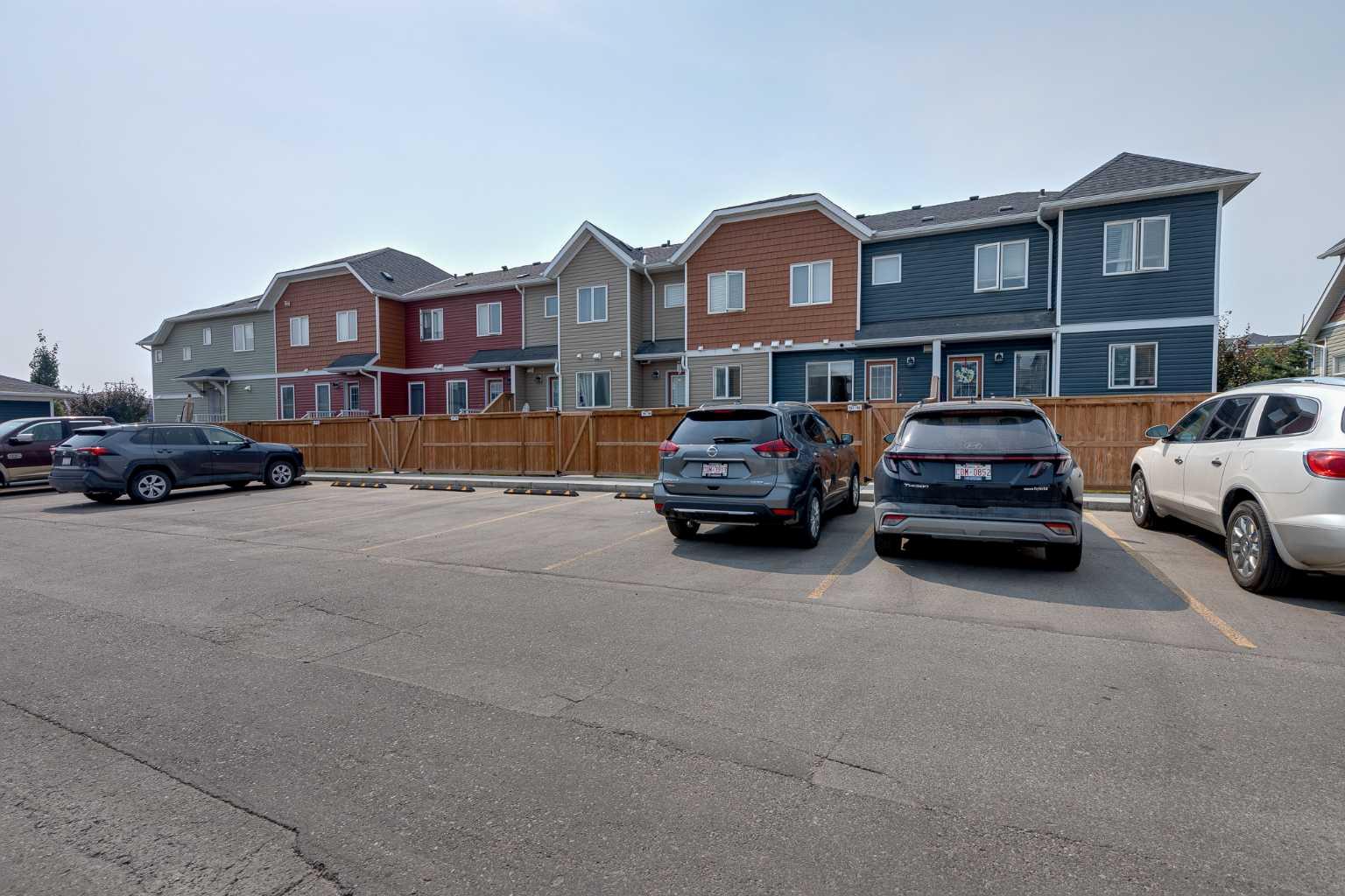 162 Chinook Gate Boulevard SW
