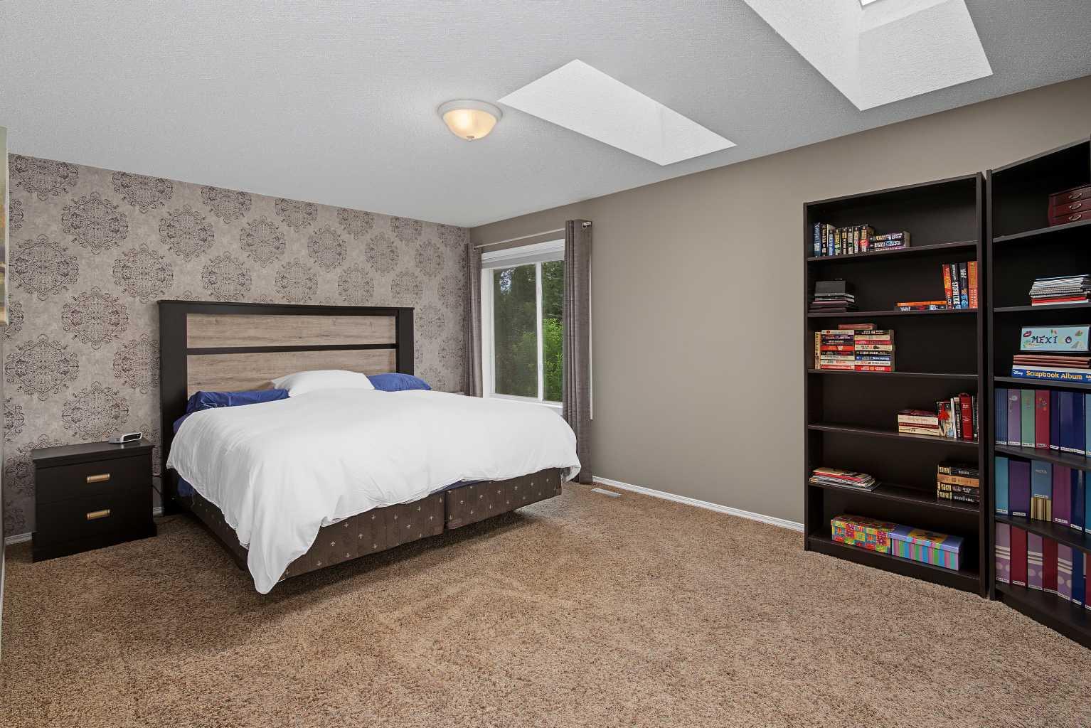 21 Edgebrook Park NW