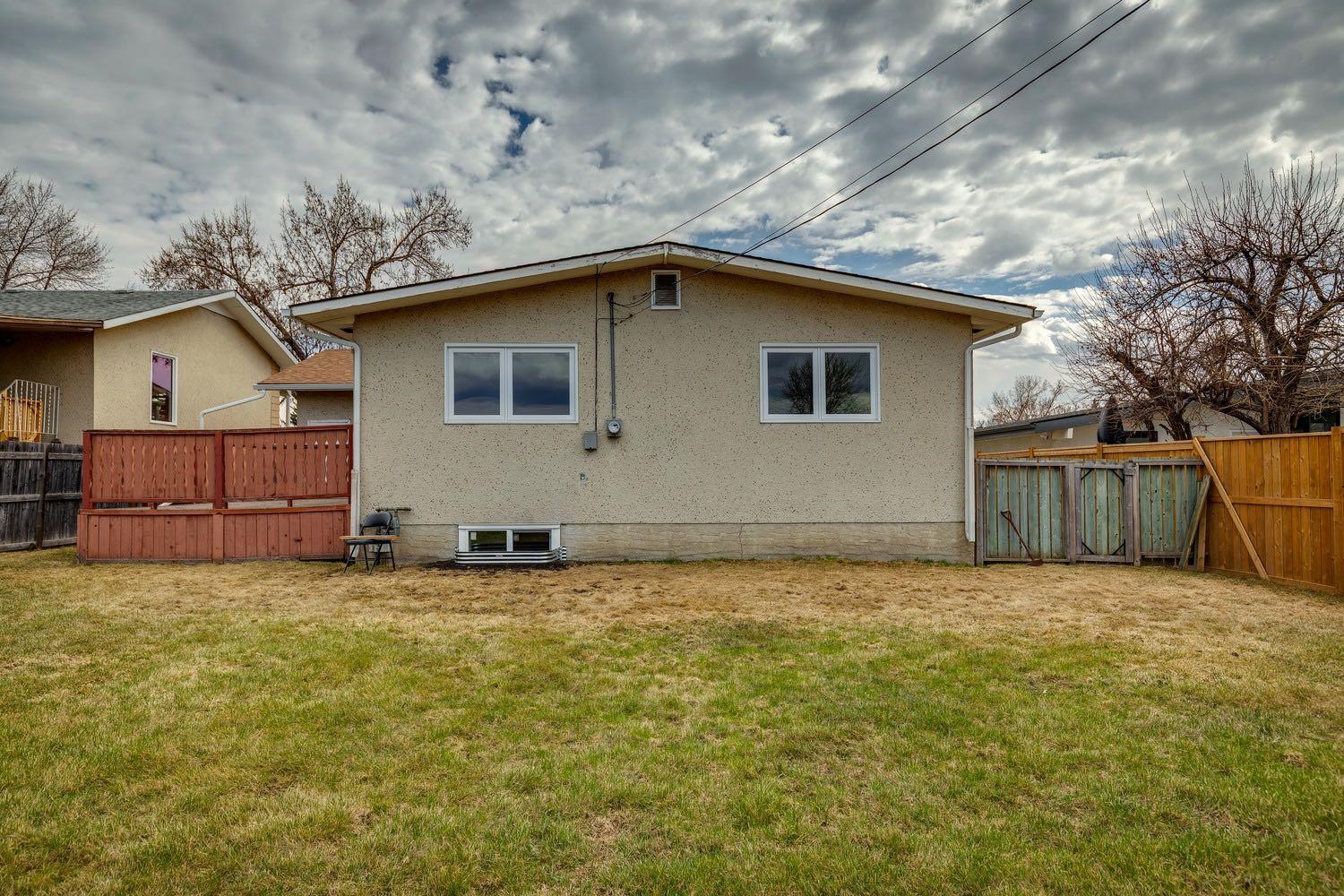 1212 Lake Sylvan Drive SE
