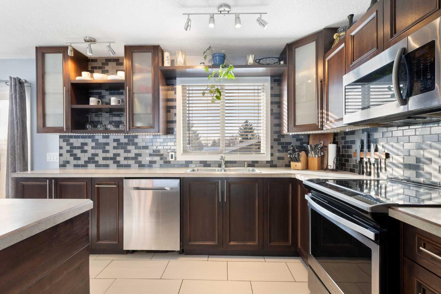 172 Rundlefield Crescent NE