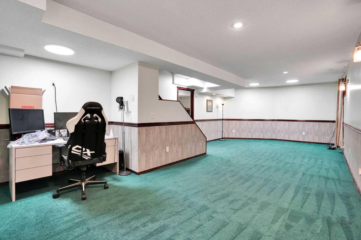16 Sun Harbour Crescent SE