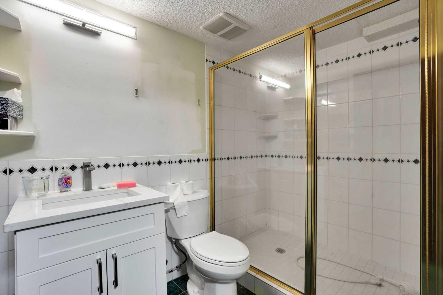 16 Sun Harbour Crescent SE