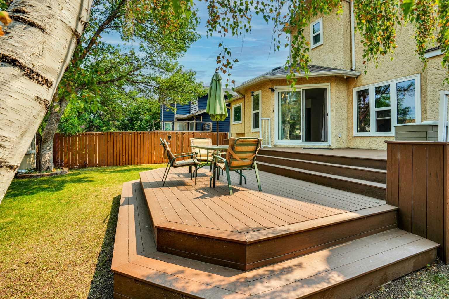 16 Sun Harbour Crescent SE