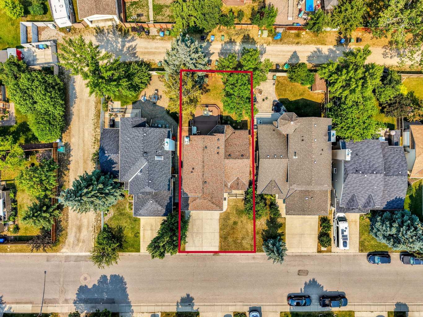 16 Sun Harbour Crescent SE