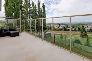 321 Gleneagles View 