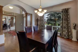 321 Gleneagles View 