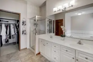 321 Gleneagles View 