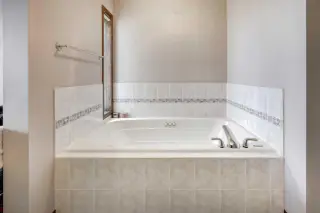 321 Gleneagles View 