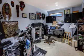 321 Gleneagles View 