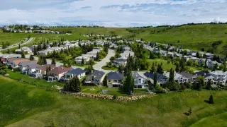 321 Gleneagles View 