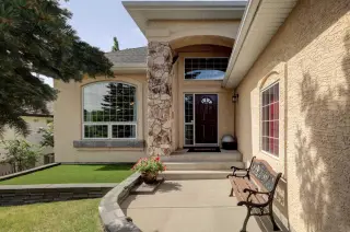 321 Gleneagles View 