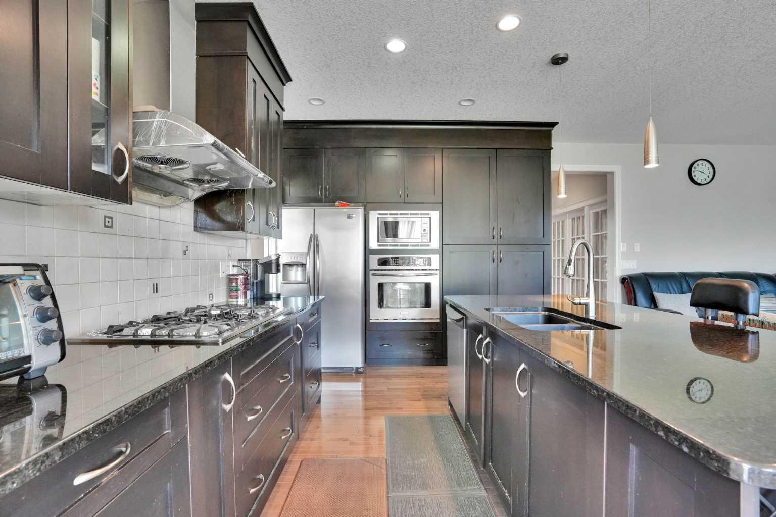 126 Panatella Crescent NW