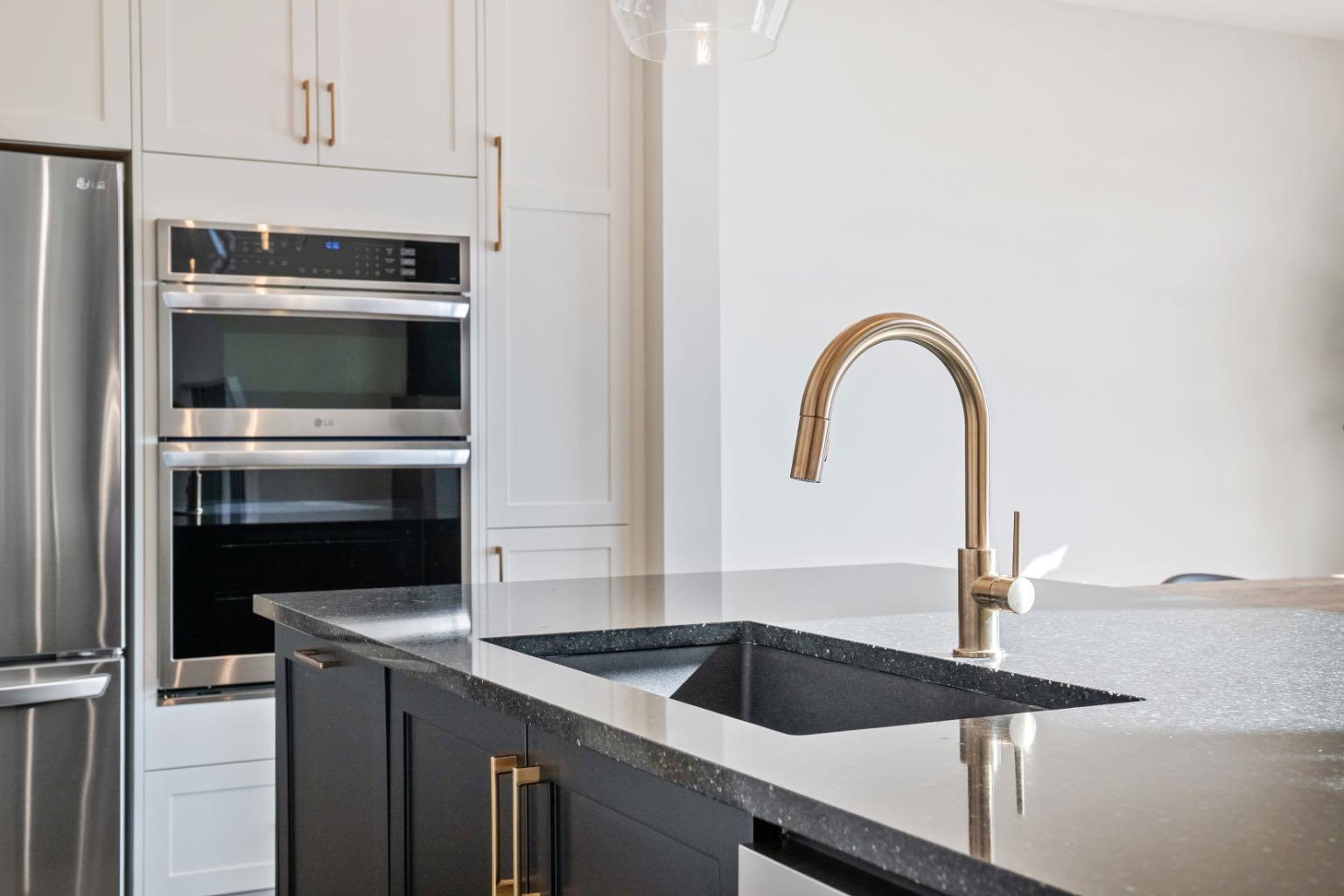 66 Savoy Landing SE
