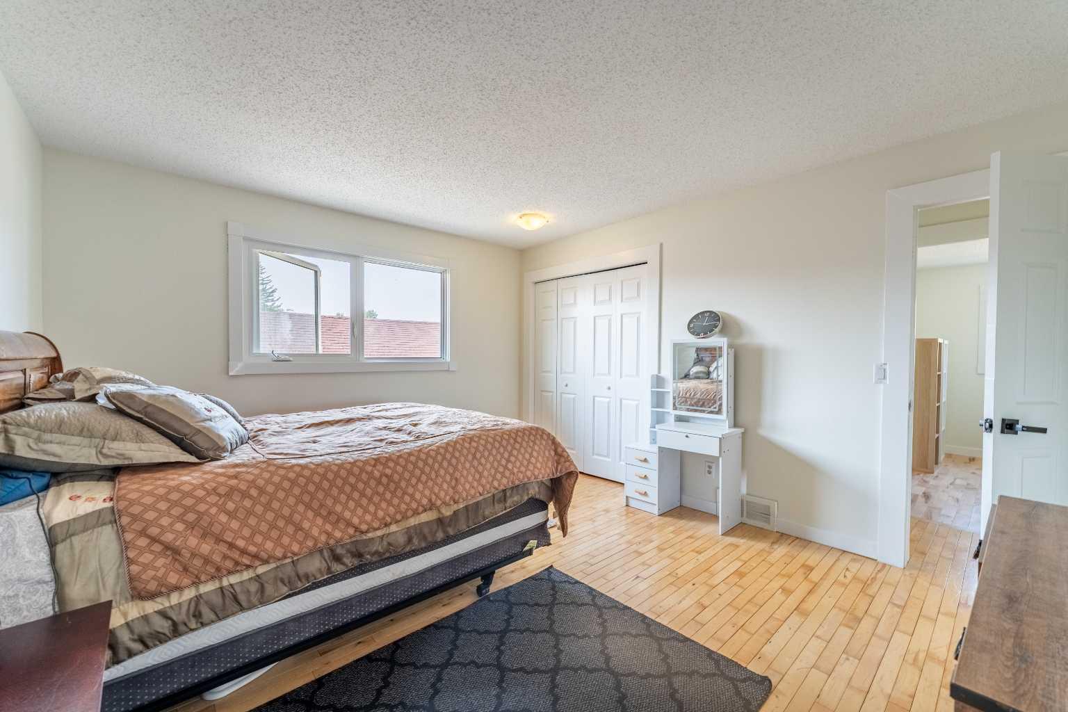 44 Templehill Drive NE