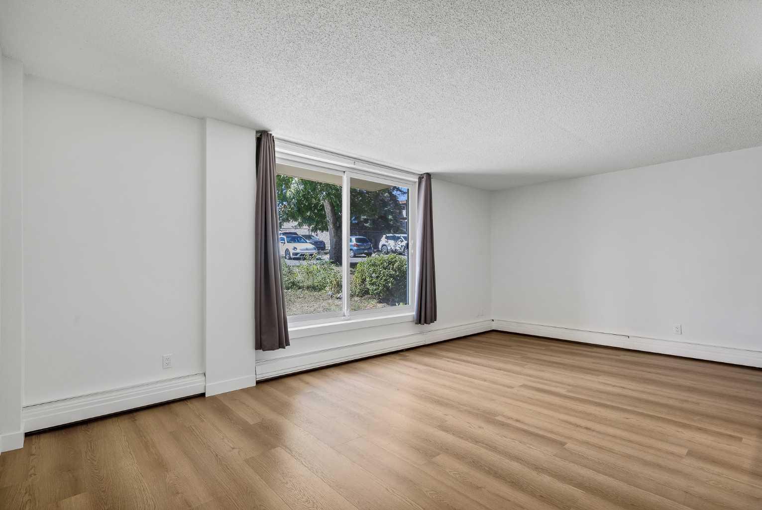 319, 315 Heritage Drive SE