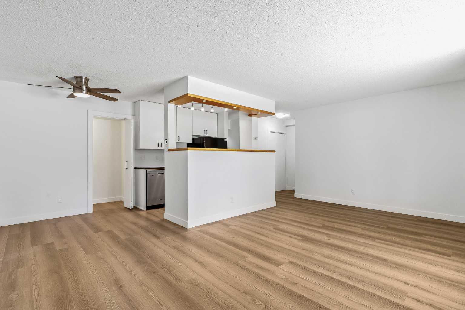 319, 315 Heritage Drive SE