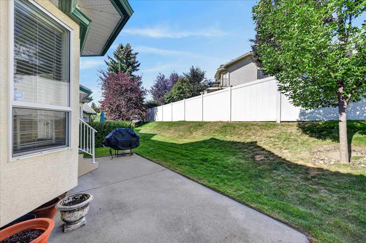 21 Strathearn Gardens SW