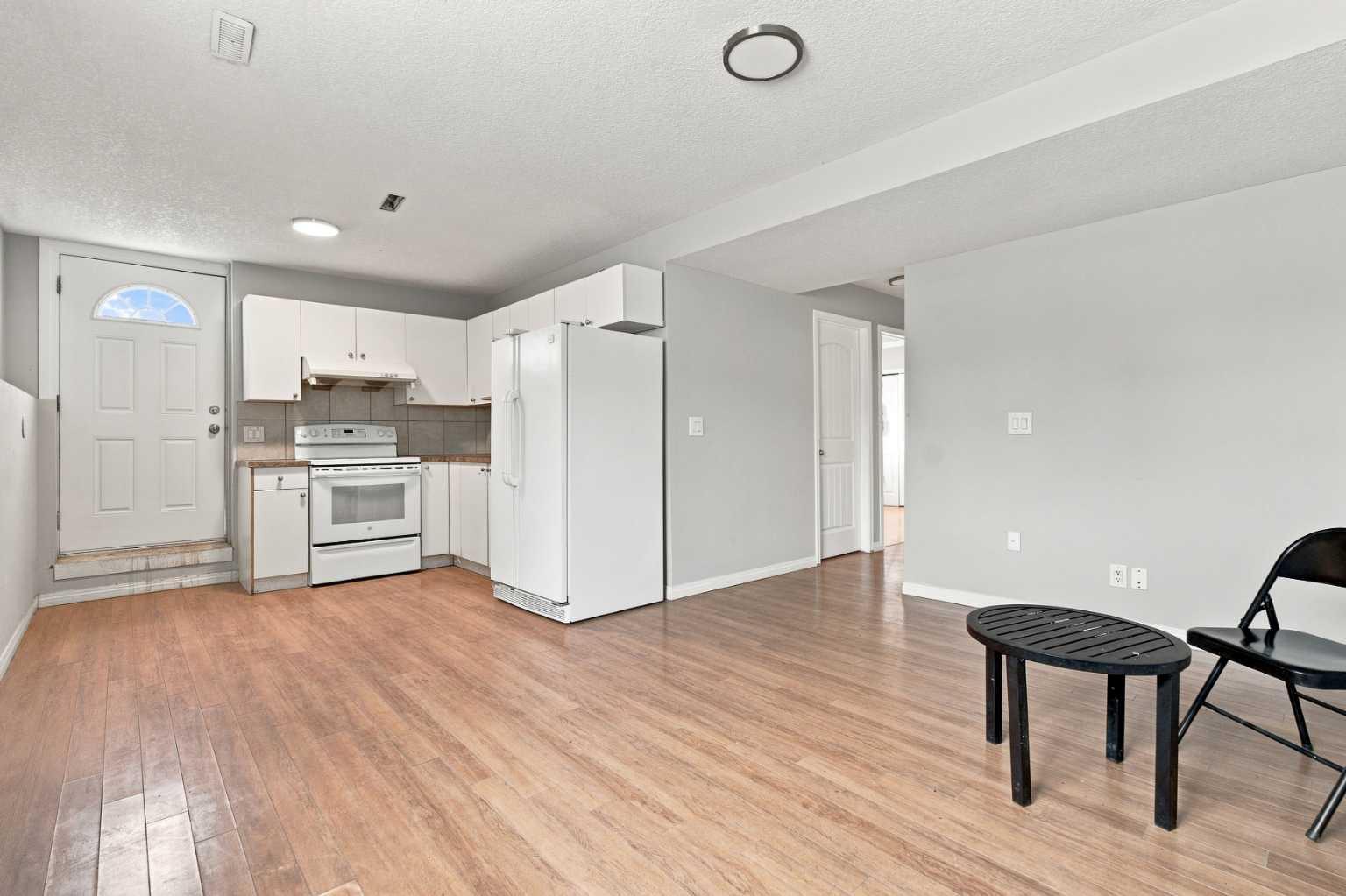 11 Martin Crossing Rise NE