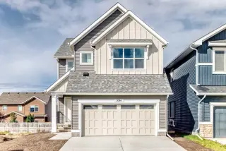 2084 Lancaster Heights SE