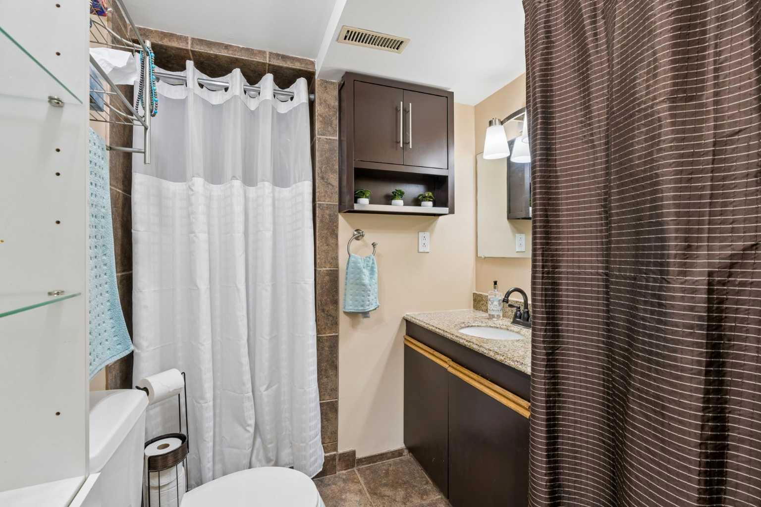 5635 Travis Crescent NE