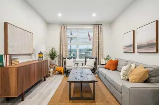232 Vantage Drive 