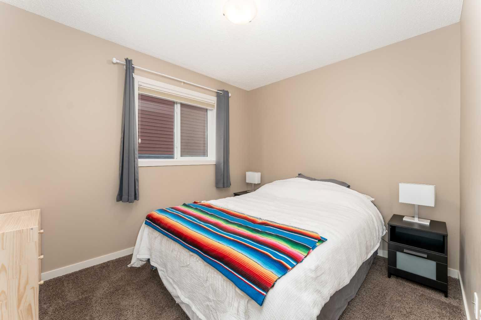 562 River Heights Crescent 
