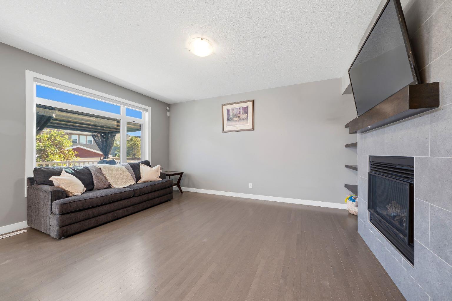 2632 Ravenslea Gardens SE