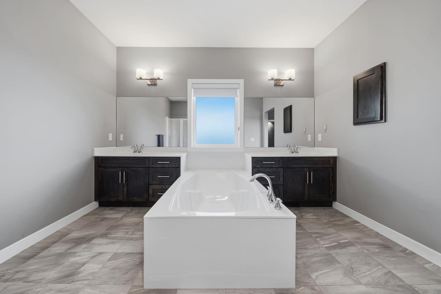 2632 Ravenslea Gardens SE