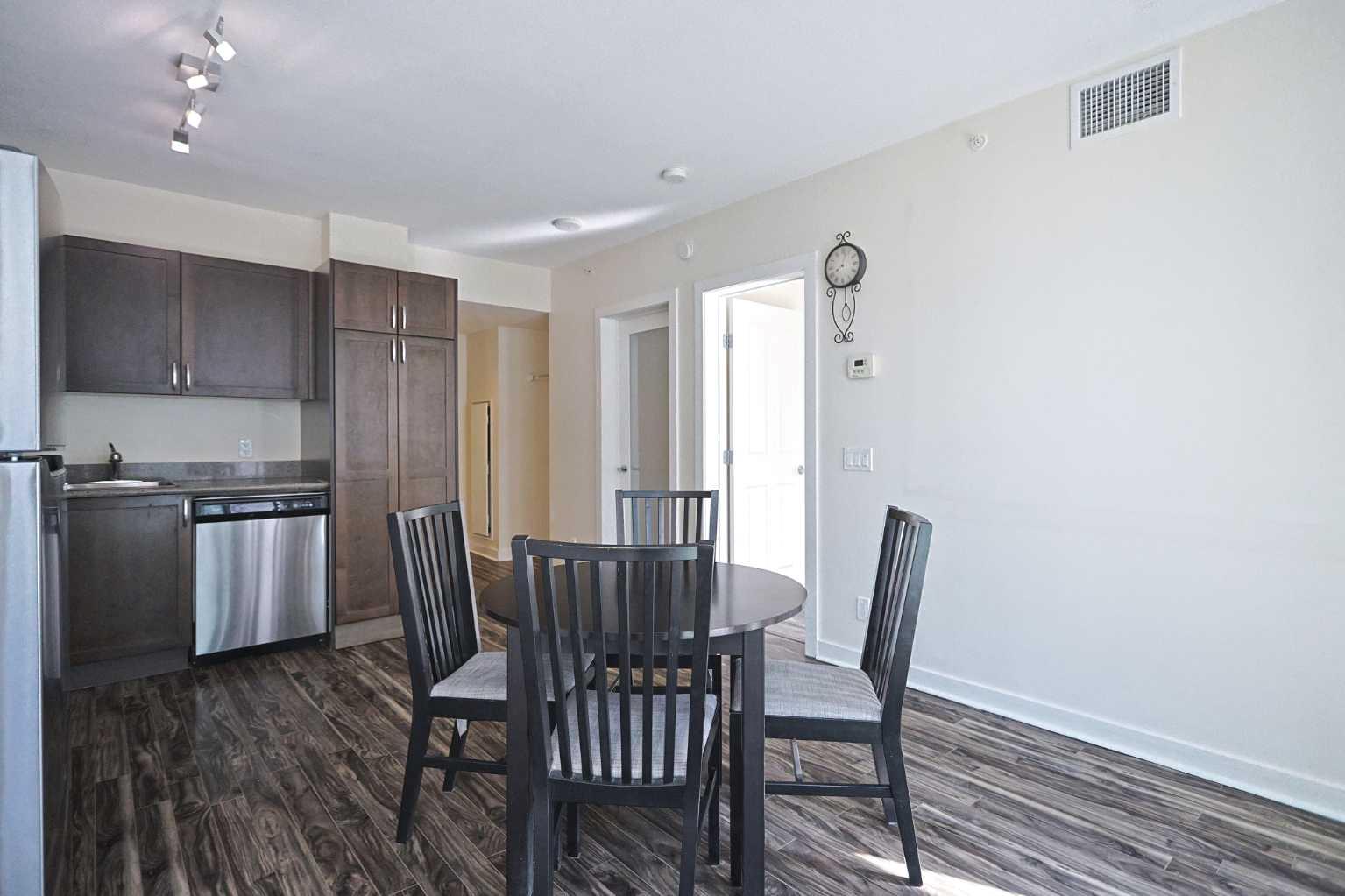 904, 10 Brentwood Common NW