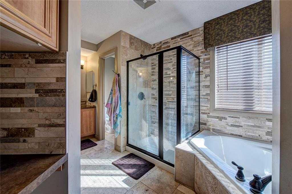 12 Skyview Springs Gardens NE