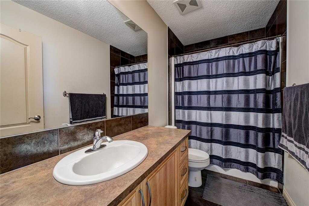 12 Skyview Springs Gardens NE