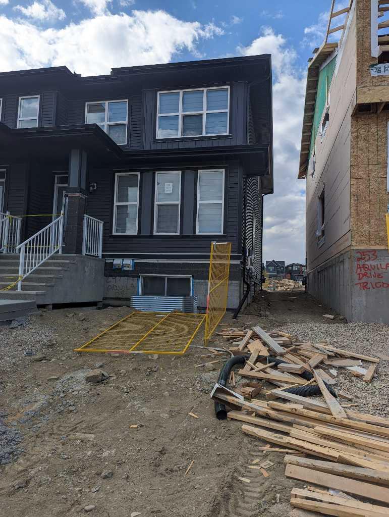 249 Aquila Drive NW