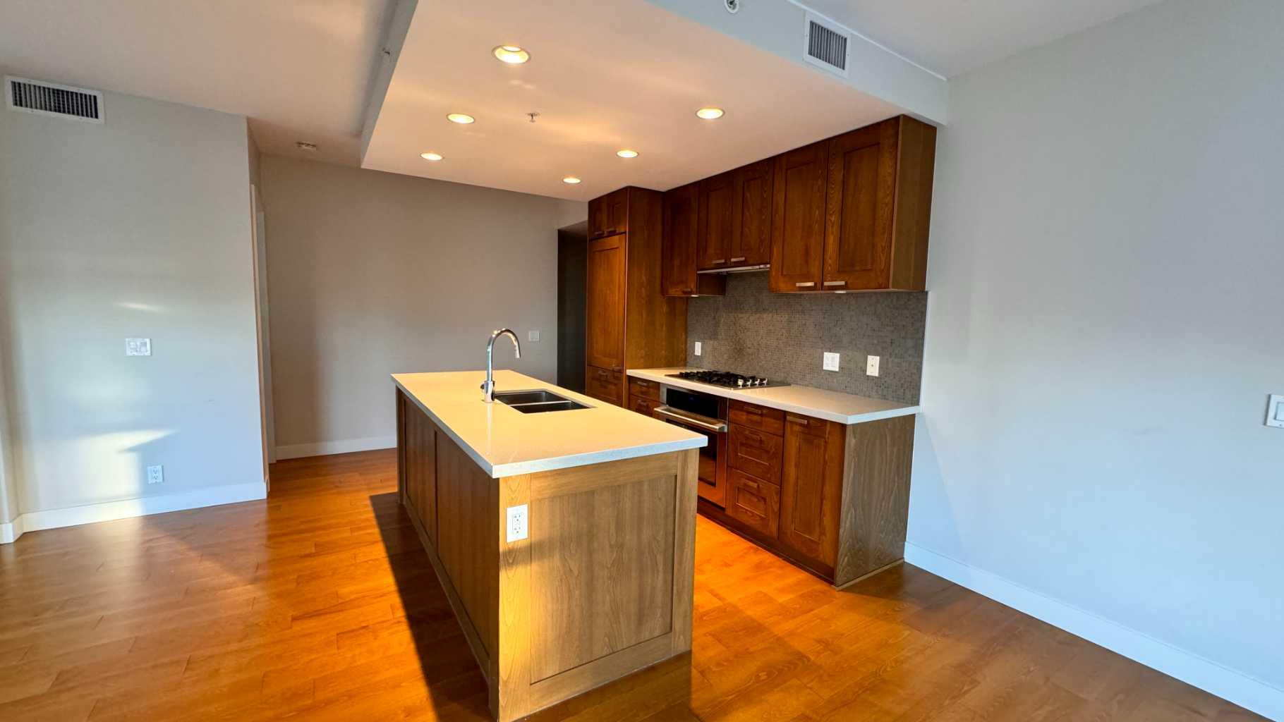 1615, 222 Riverfront Avenue SW