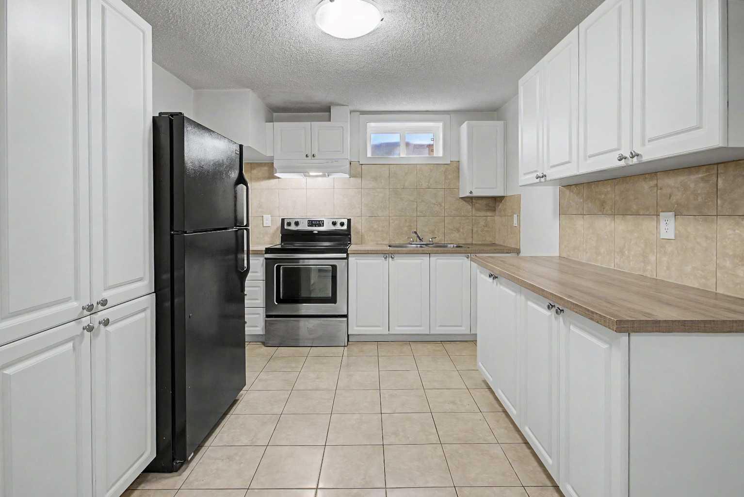 18 Collingwood Place NW