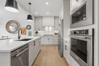 317 Grayling Manor 