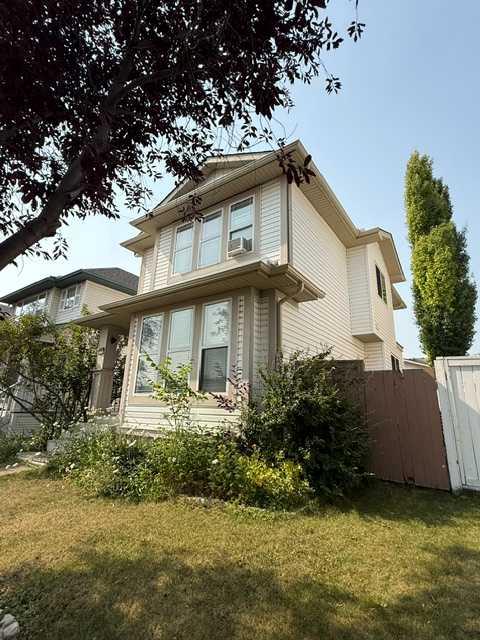 170 Country Hills Heights 