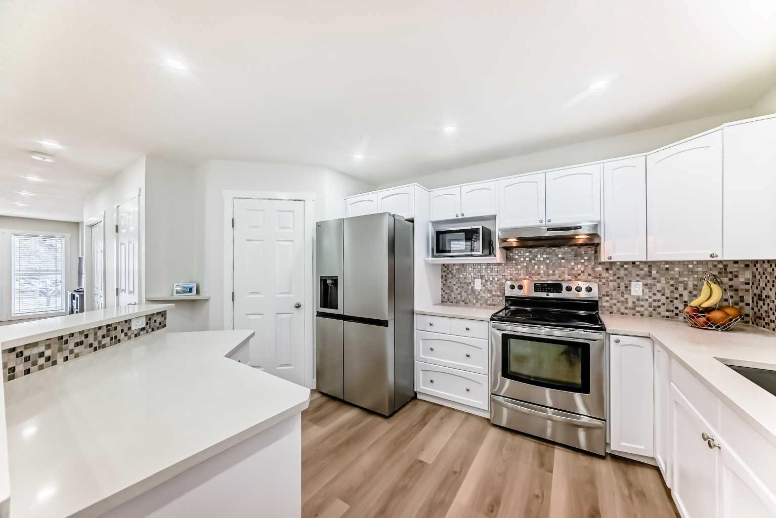 170 Country Hills Heights 