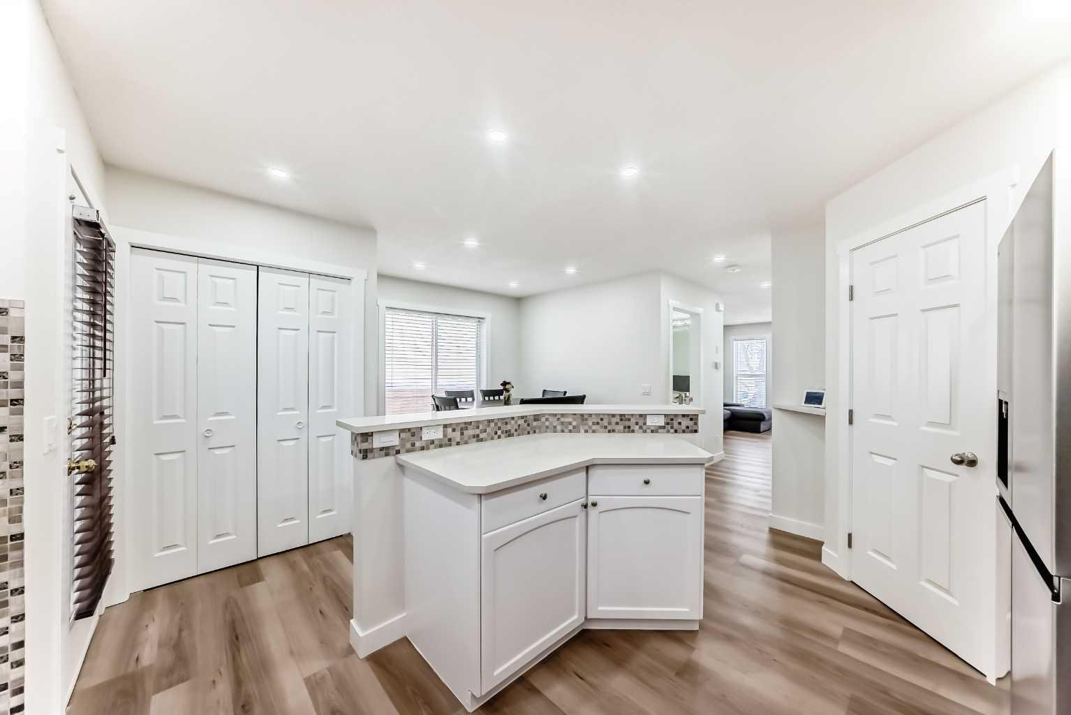 170 Country Hills Heights 