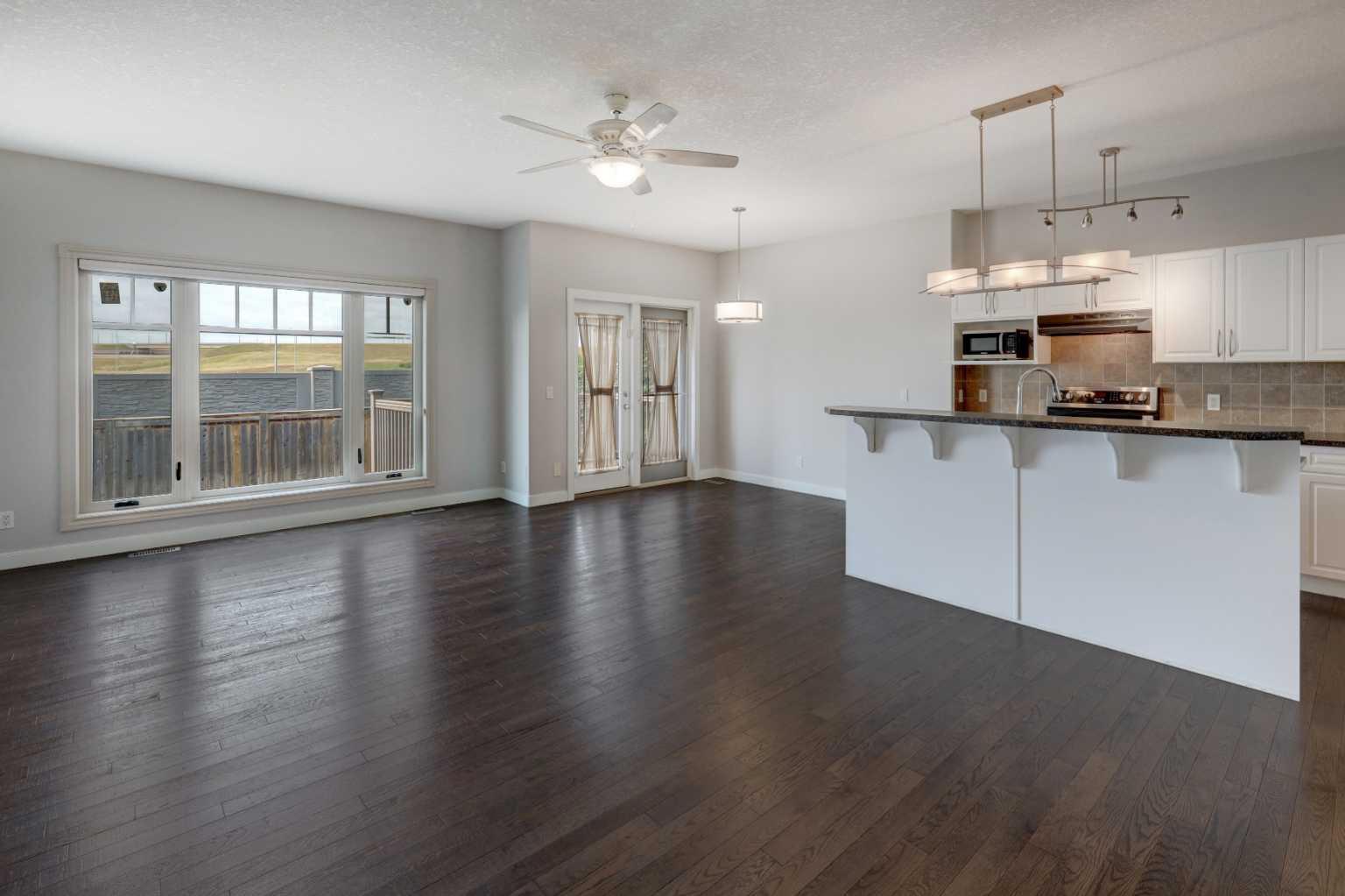 103 Bridle Estates Mews SW