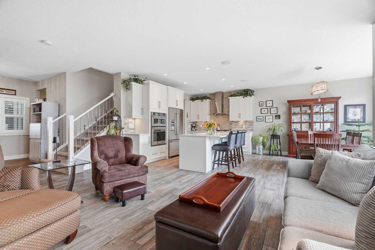 27 Sundown Way 