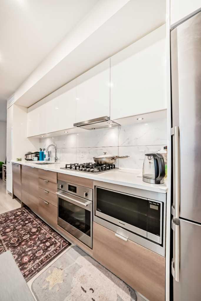 104, 108 Waterfront Court SW