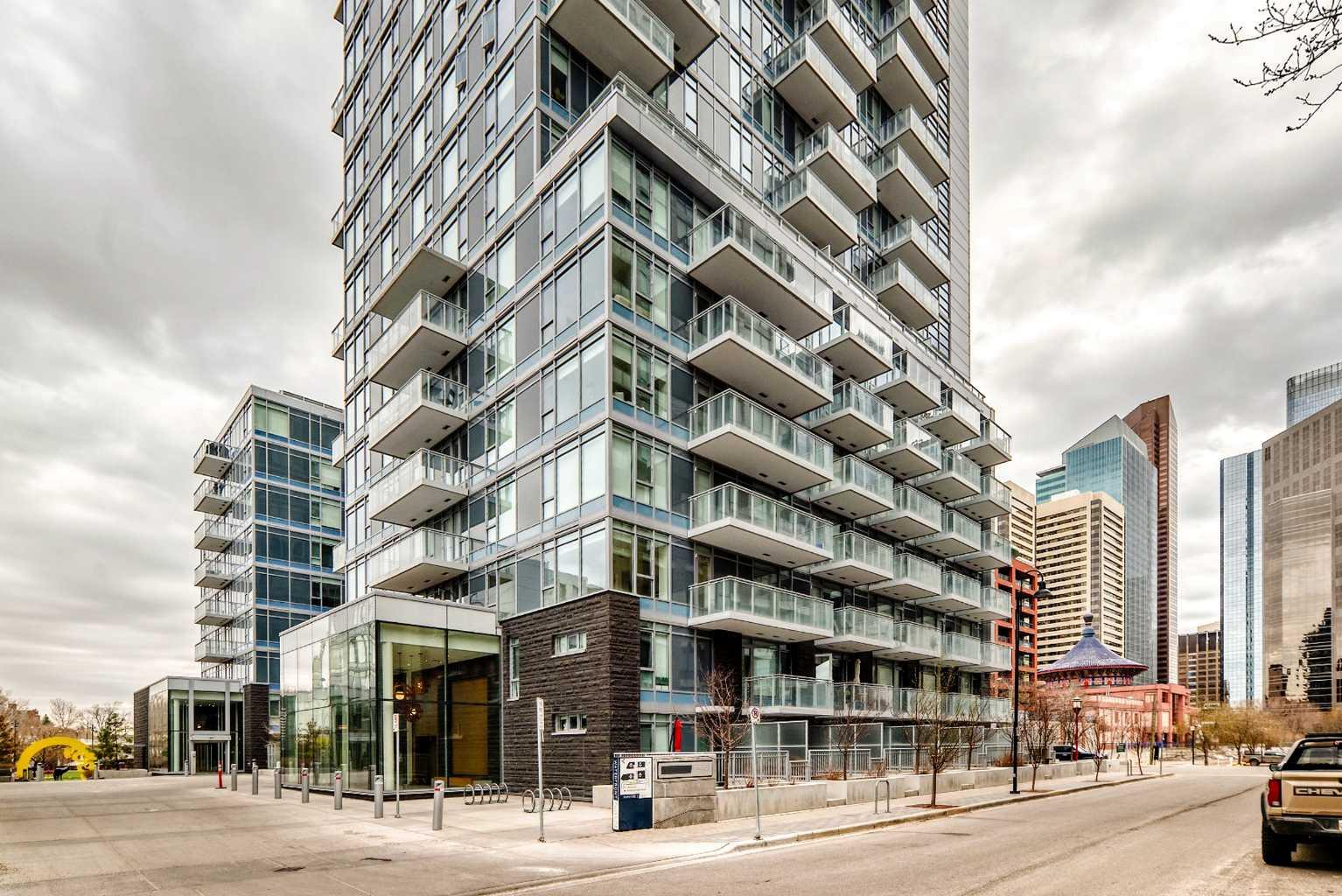 104, 108 Waterfront Court SW