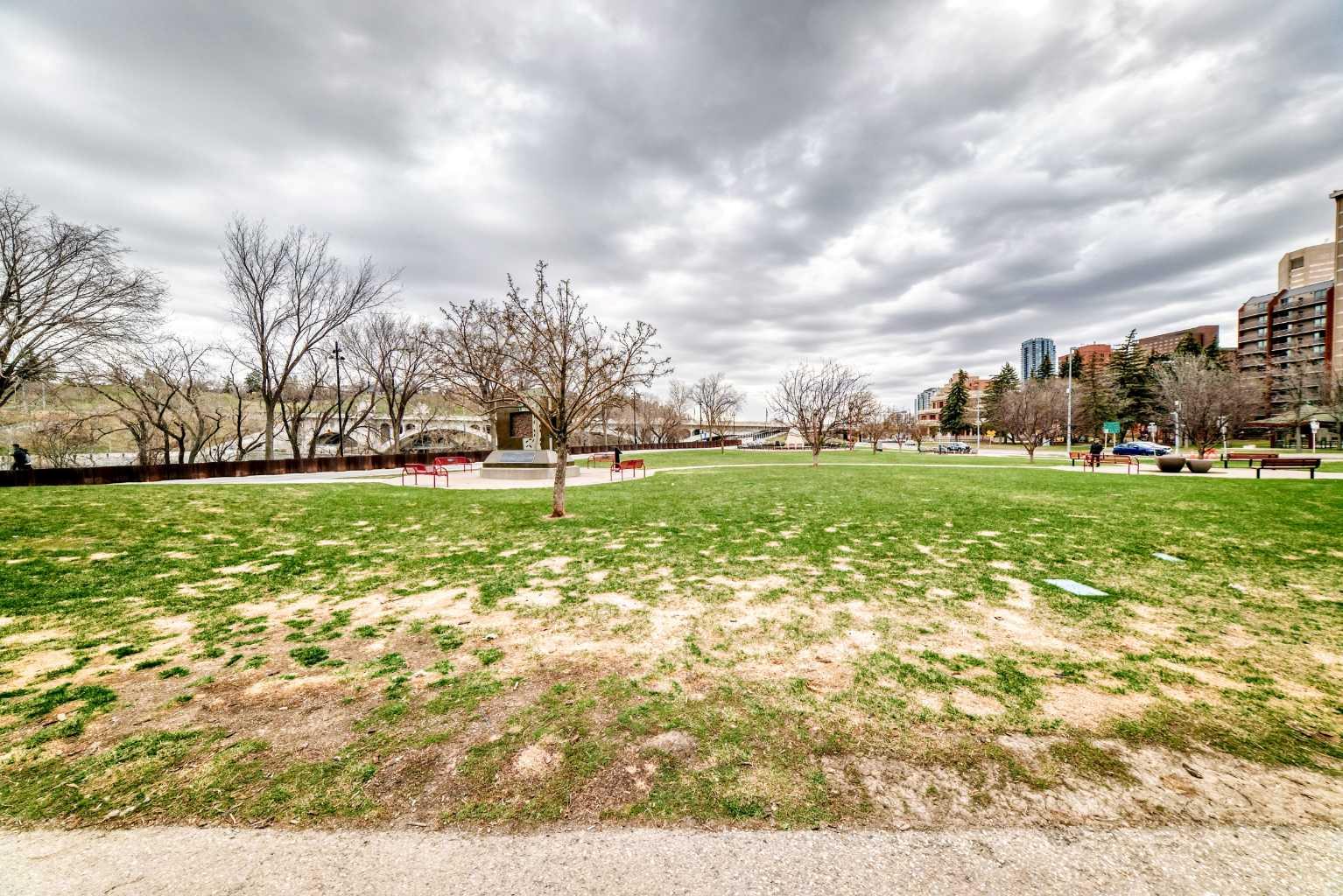 104, 108 Waterfront Court SW