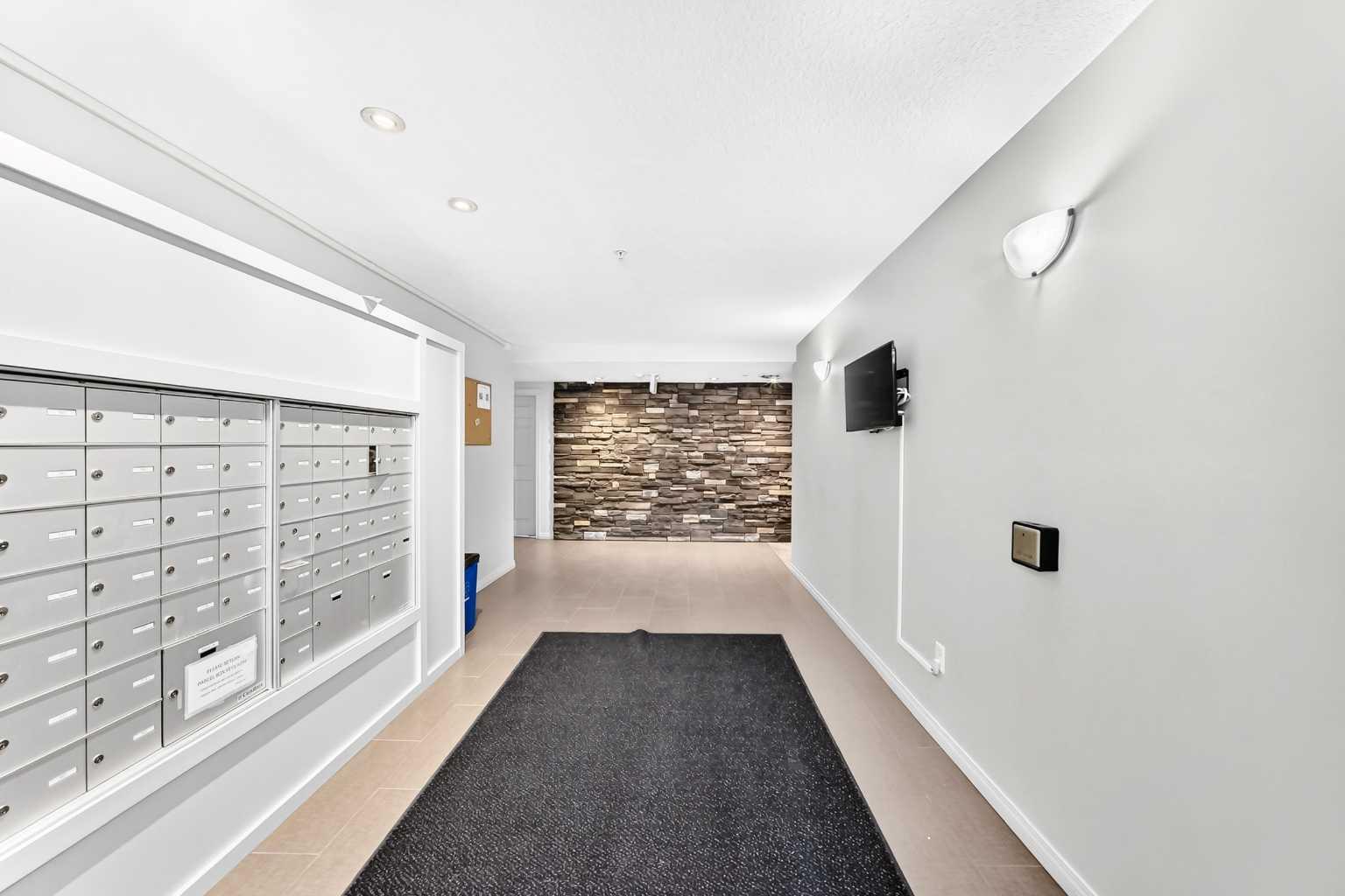 110, 6315 Ranchview Drive NW