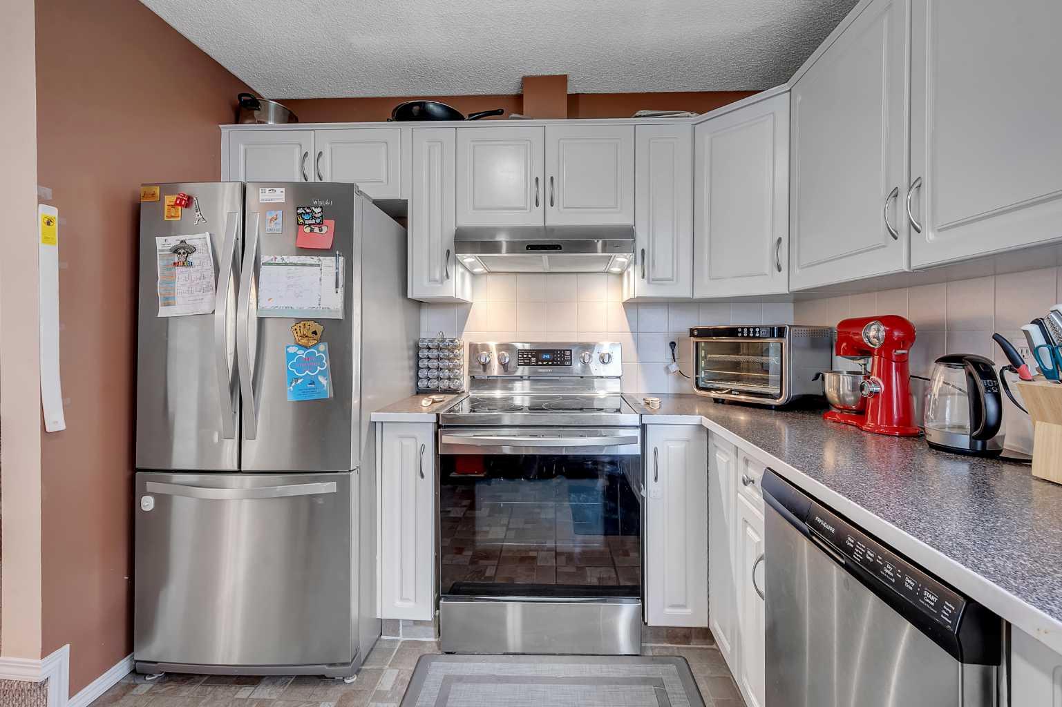 13, 200 Hidden Hills Terrace NW