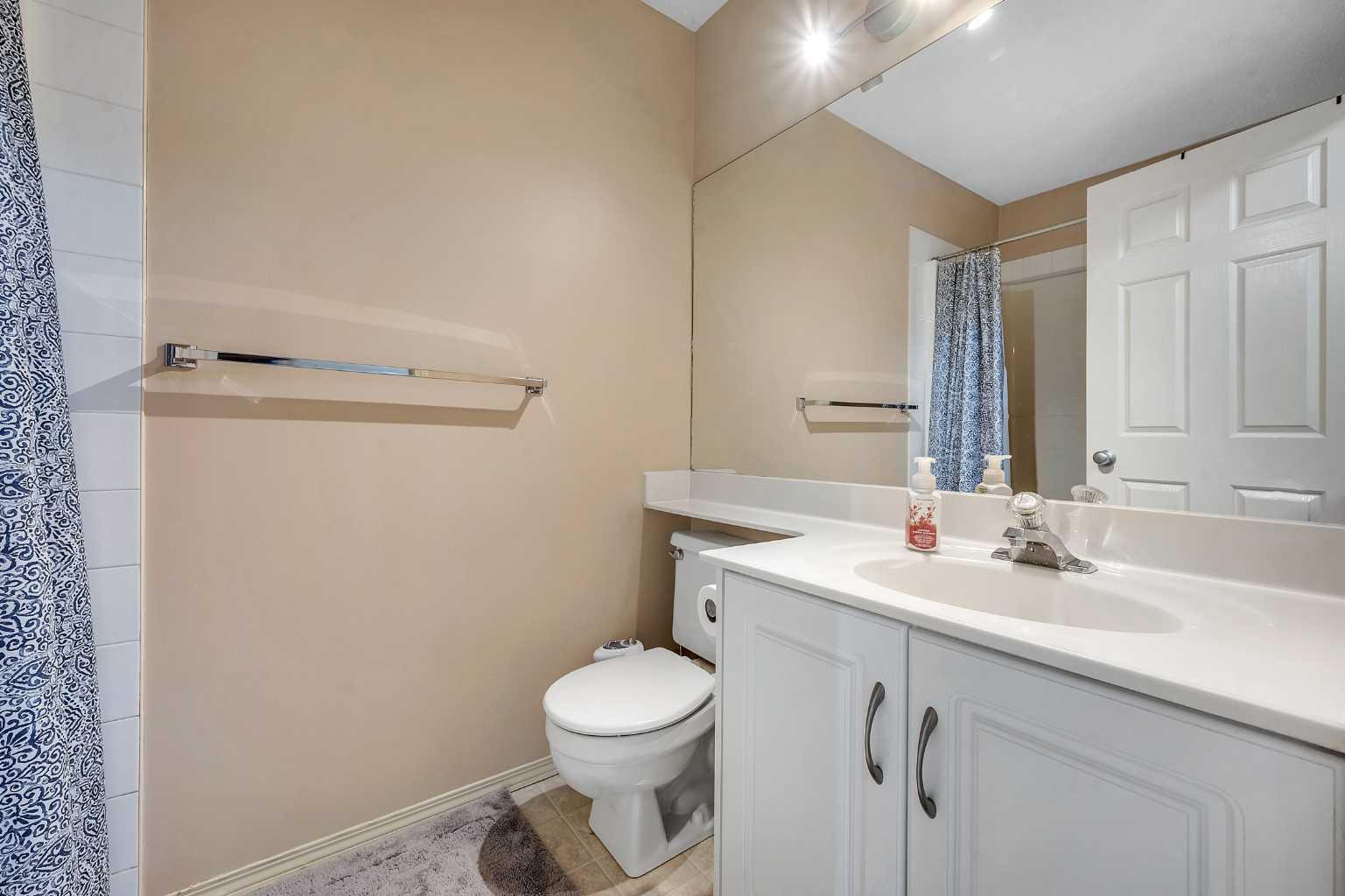 13, 200 Hidden Hills Terrace NW