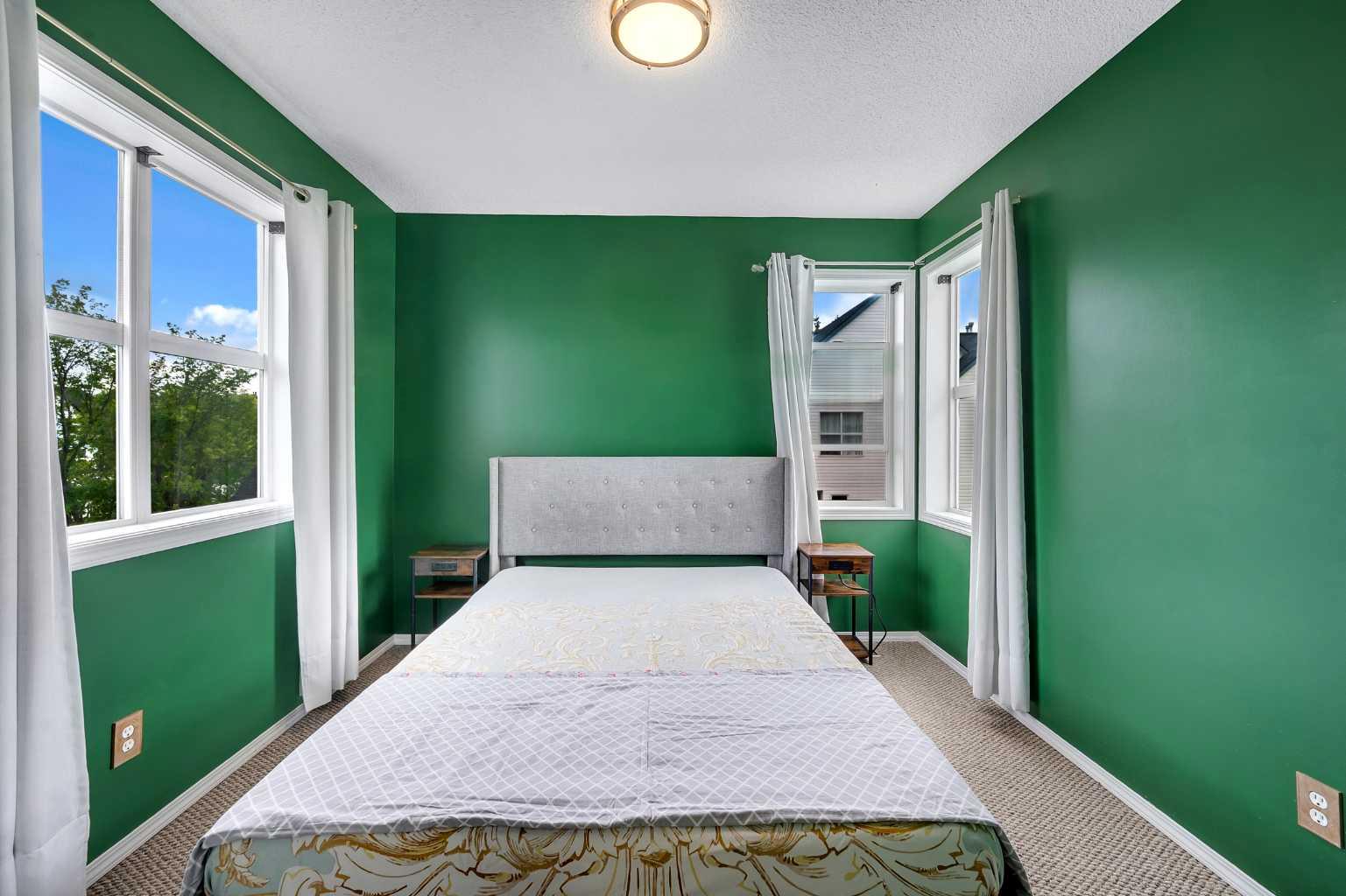 13, 200 Hidden Hills Terrace NW