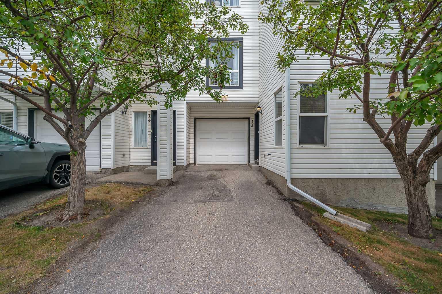 13, 200 Hidden Hills Terrace NW