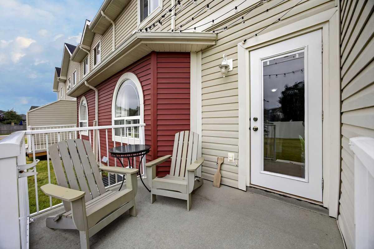 211 Bayside Point SW